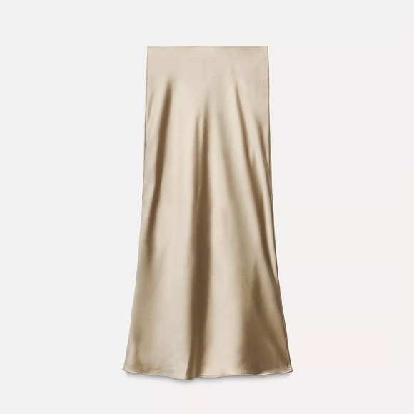 Zara Dresses & Skirts - Zara Silk Skirt